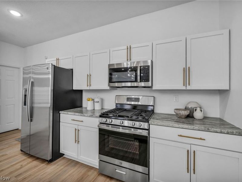 3633 Pennington Road , Shaker Heights, OH 44120 Photo 10