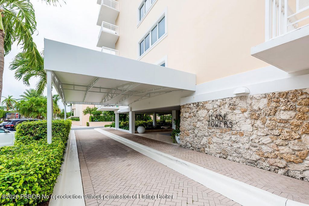 250 Bradley Place, Unit 202, Palm Beach, FL 33480 Photo