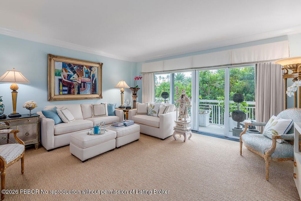250 Bradley Place, Unit 202, Palm Beach, FL 33480 Photo