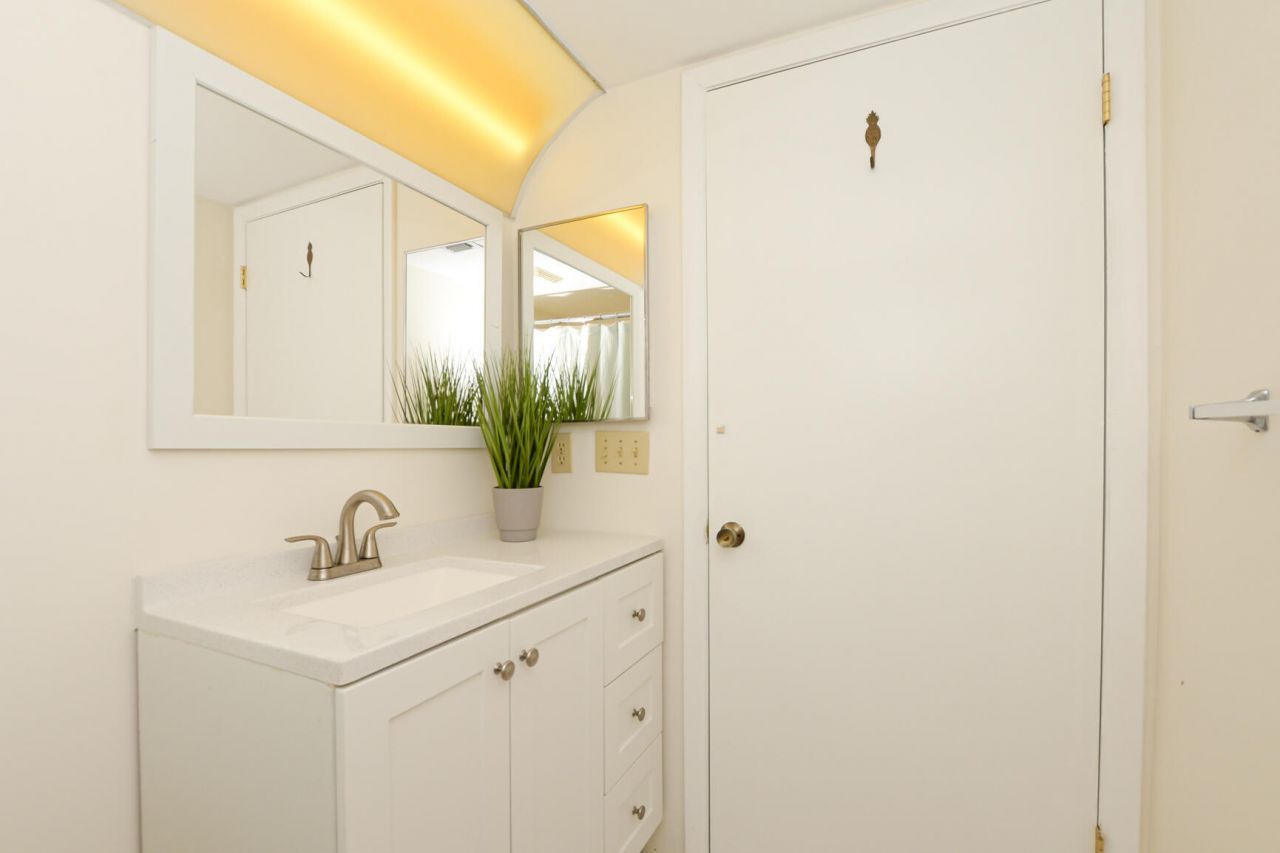 1950 SW Palm City Road, Unit 12-103, Stuart, FL 34994 Photo