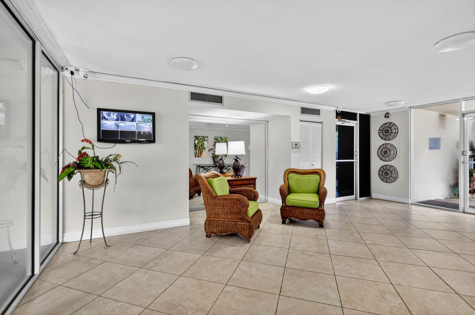 5340 NW 2nd Avenue, Unit 421, Boca Raton, FL 33487 Photo