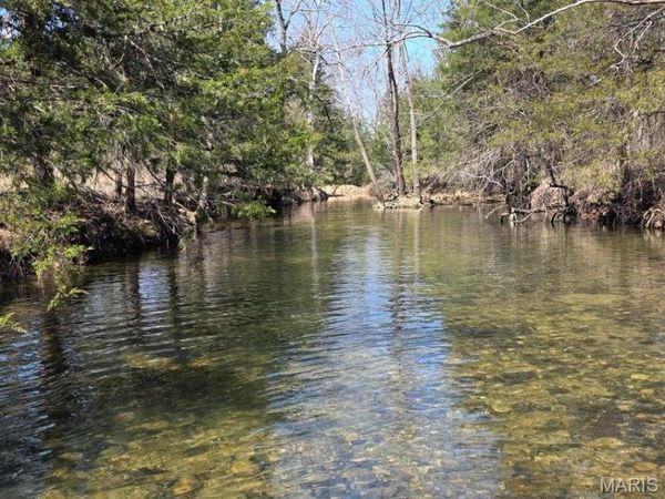 000 Boster Road , Houston, MO 65483