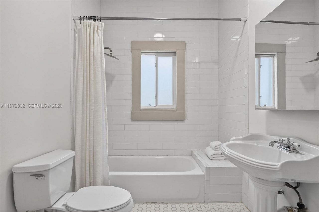 85 NE 46th St, Miami, FL 33137 Photo