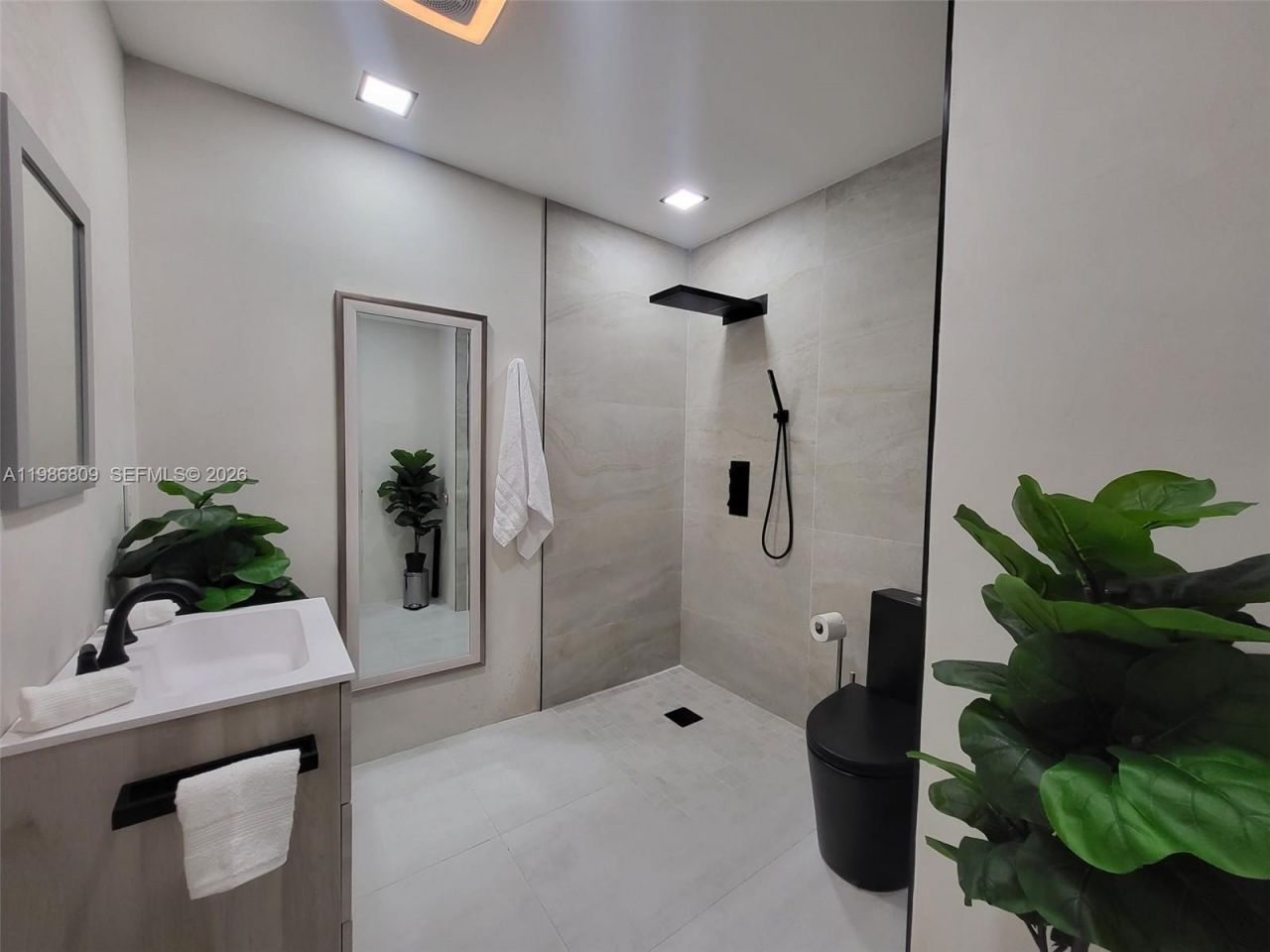 1675 Coral Gardens Dr, Wilton Manors, FL 33334 Photo