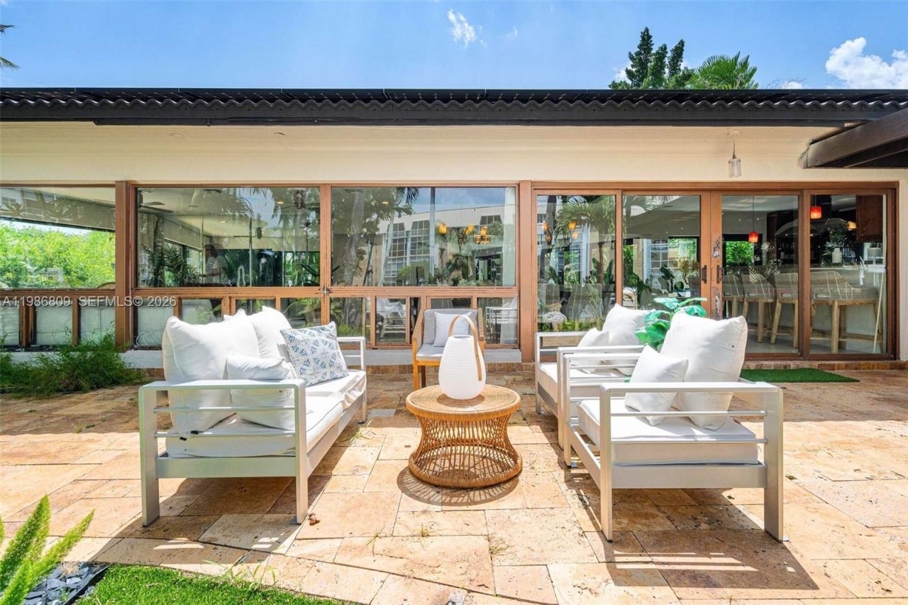 1675 Coral Gardens Dr , Wilton Manors, FL 33334 Photo