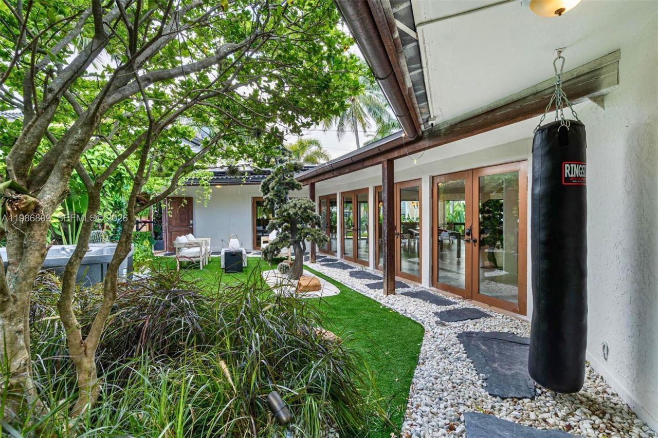 1675 Coral Gardens Dr , Wilton Manors, FL 33334 Photo