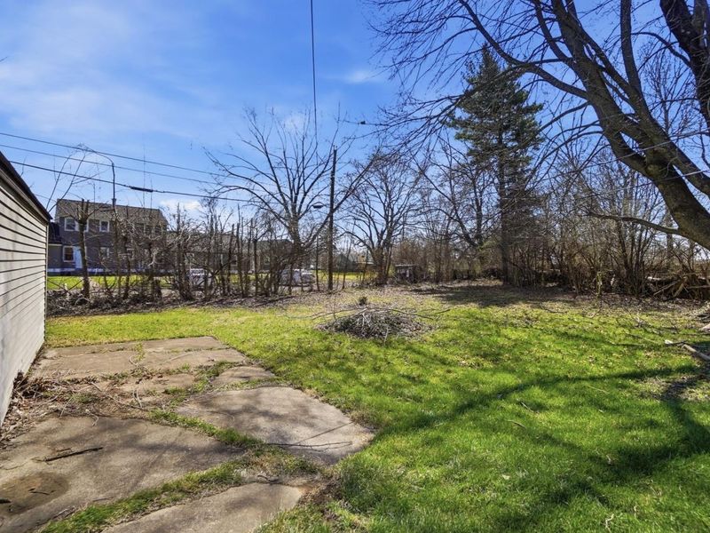 1835 S Sweetbriar Lane, Springfield, OH 45505 Photo 38