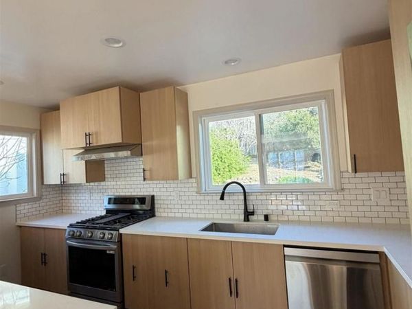 83 Alamo, Berkeley, CA 94707