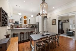 154 Ionsborough Street photo 4