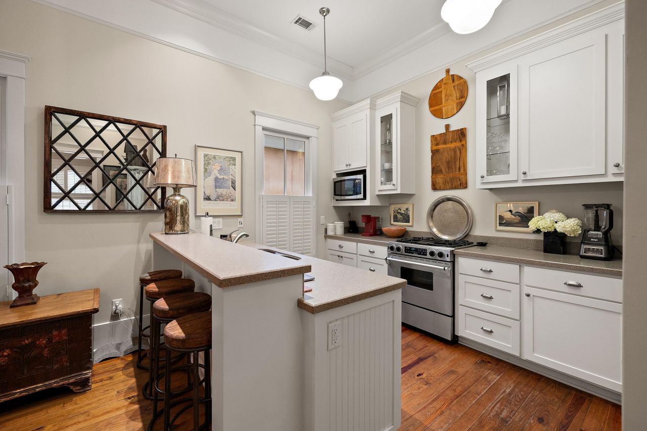 154 Ionsborough Street Photo 7