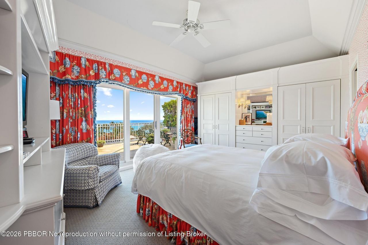 100 Royal Palm Way, Unit PH-4, Palm Beach, FL 33480 Photo