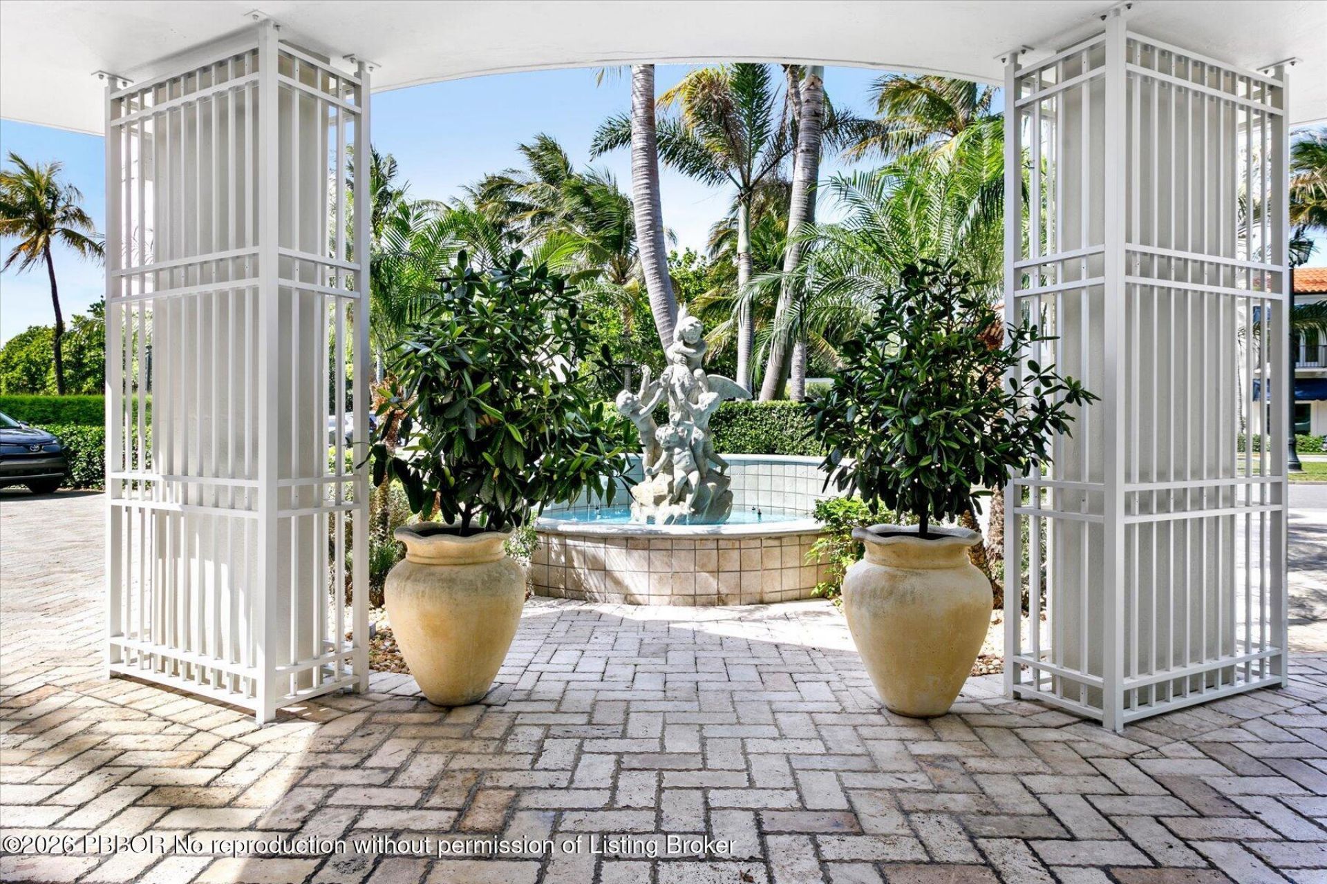 100 Royal Palm Way, Unit PH-4, Palm Beach, FL 33480 Photo