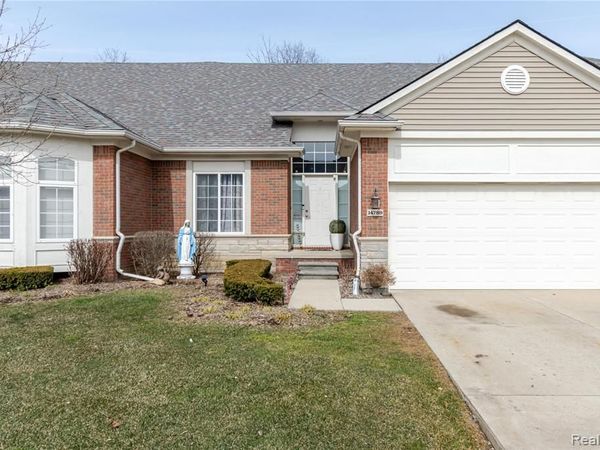 14789 N Park Drive, Shelby Twp, MI 48315