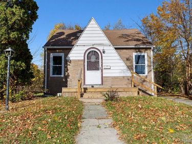 256 CEDARDALE Avenue, Pontiac, MI 48341
