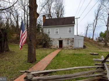 8200 BUCKLAND MILL ROAD, GAINESVILLE, VA 20155