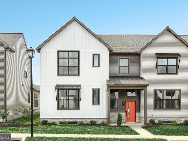 106 MADISON DRIVE , MECHANICSBURG, PA 17055