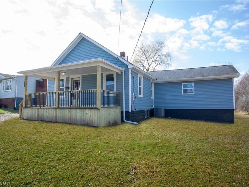 228 Center Street, Hubbard, OH 44425 Photo 3