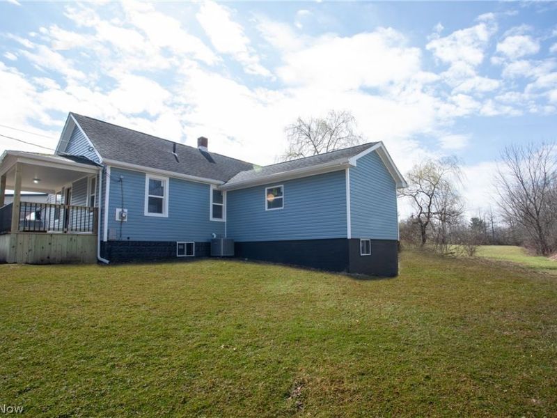 228 Center Street, Hubbard, OH 44425 Photo 4