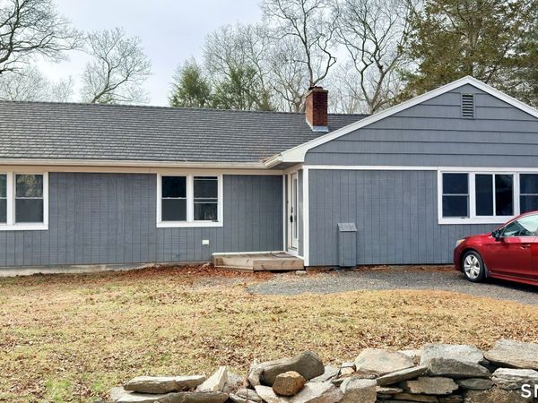 675 Colonel Ledyard, Ledyard, CT 06339