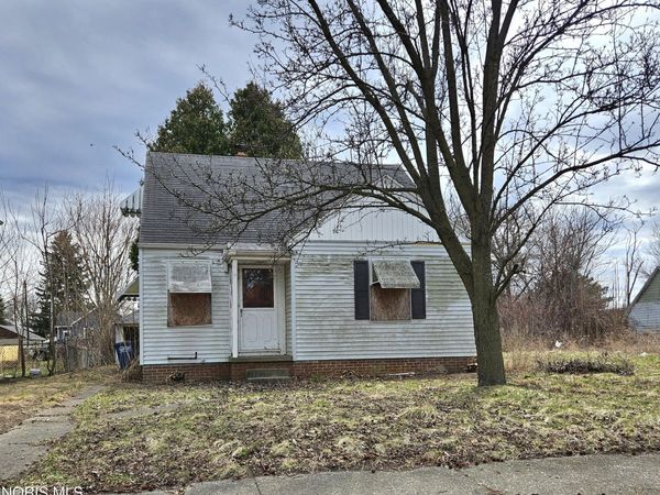 17 W Pearl Street, Toledo, OH 43608