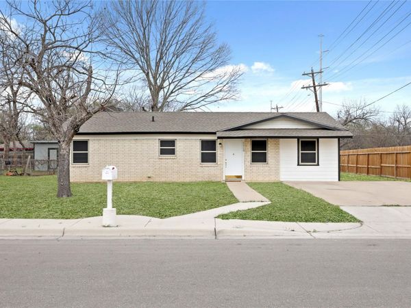 1115 Sycamore ST , San Marcos, TX 78666