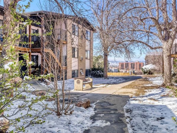 875 S Quebec Street, Unit 4, Denver, CO 80247
