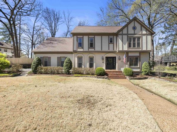 2797 FOX CREEK DR, Germantown, TN 38138