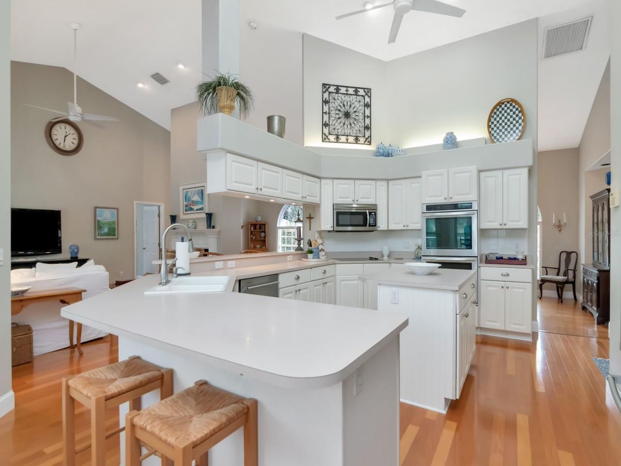 5201 Silverado Way , Valrico, FL 33596 Photo