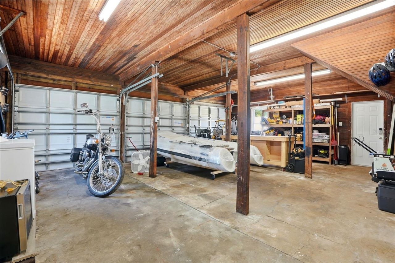 241 72nd Street N, Saint Petersburg, FL 33710 Photo