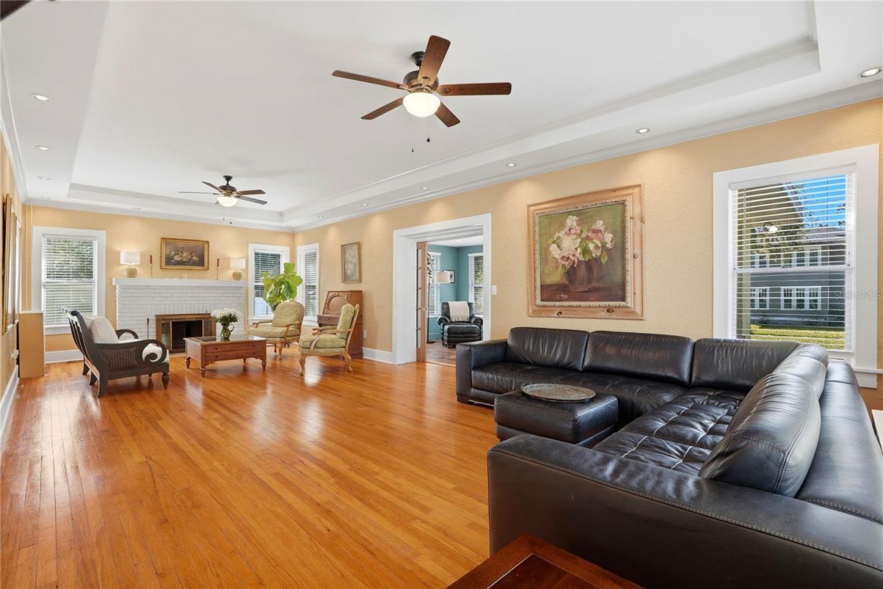 241 72nd Street N, Saint Petersburg, FL 33710 Photo