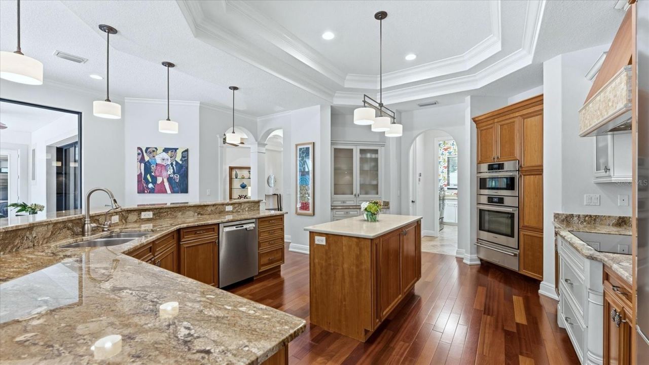 2625 Colony Terrace, Sarasota, FL 34239 Photo