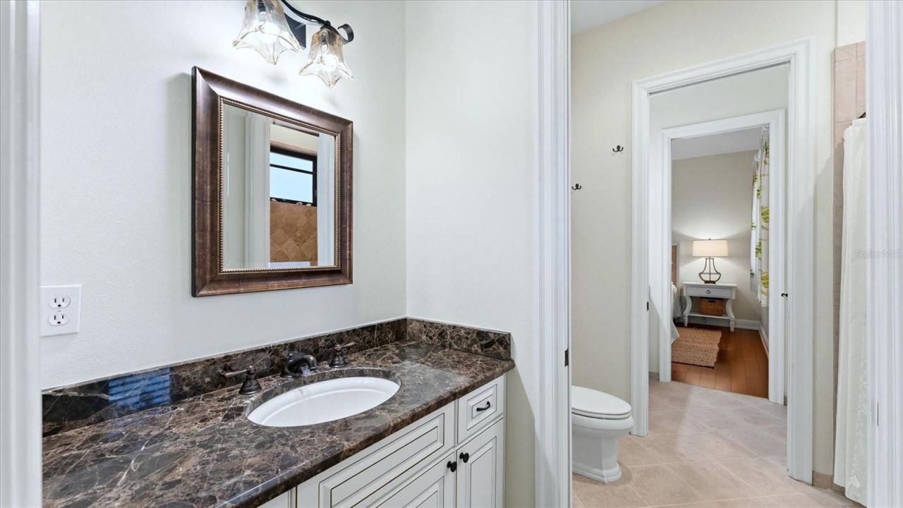 2625 Colony Terrace, Sarasota, FL 34239 Photo