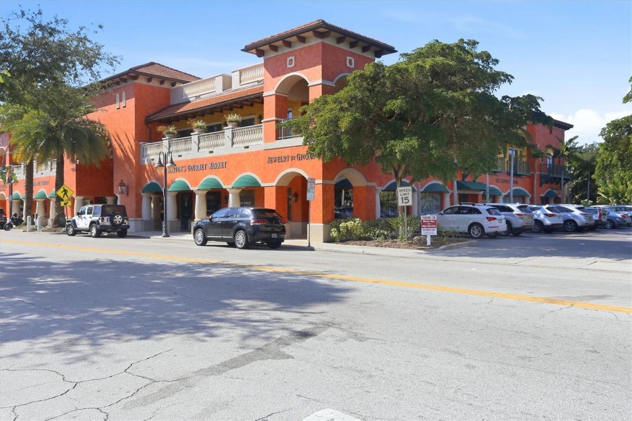 2625 Colony Terrace, Sarasota, FL 34239 Photo