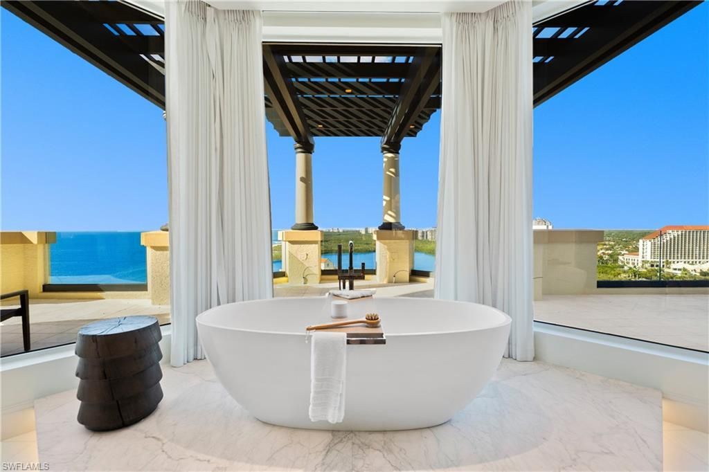 81 Seagate Dr , Unit PH20, Naples, FL 34103 Photo