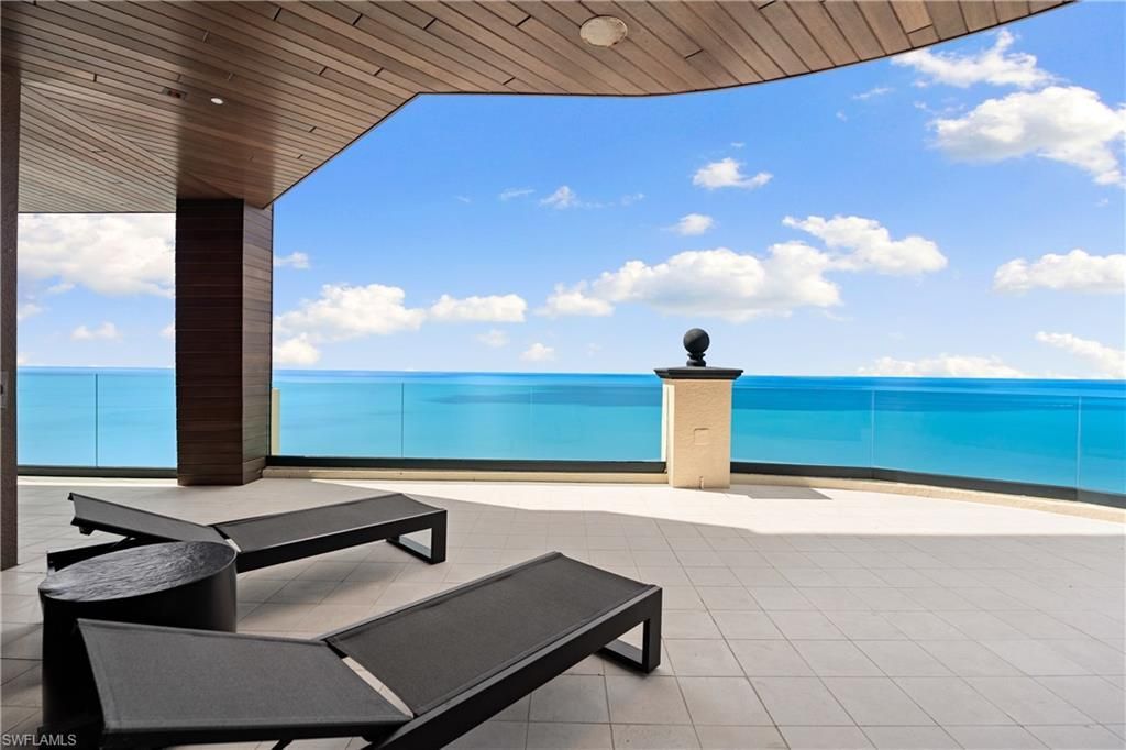 81 Seagate Dr , Unit PH20, Naples, FL 34103 Photo