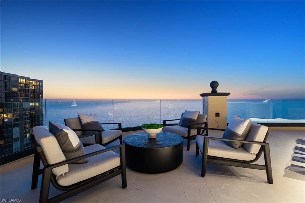 81 Seagate Dr , Unit PH20, Naples, FL 34103 Photo