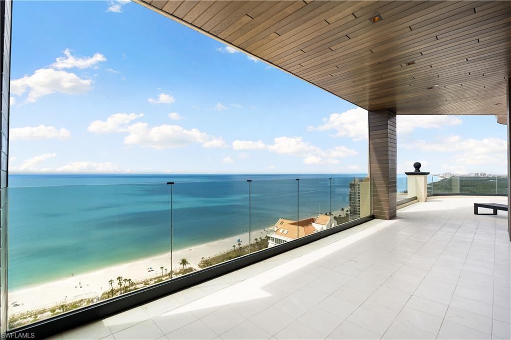 81 Seagate Dr , Unit PH20, Naples, FL 34103 Photo