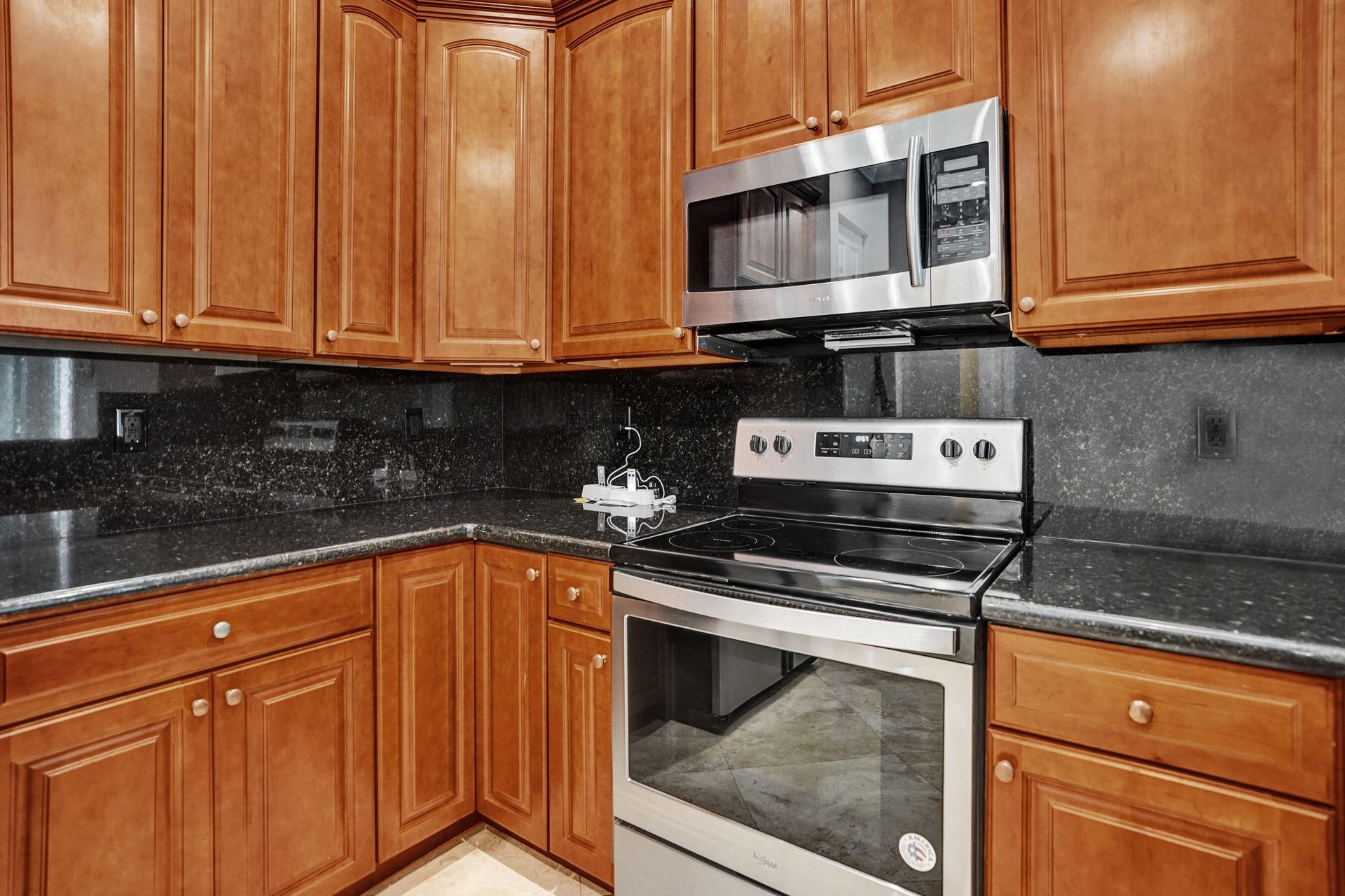 850 SW 11th Court, Unit 850, Fort Lauderdale, FL 33315 Photo