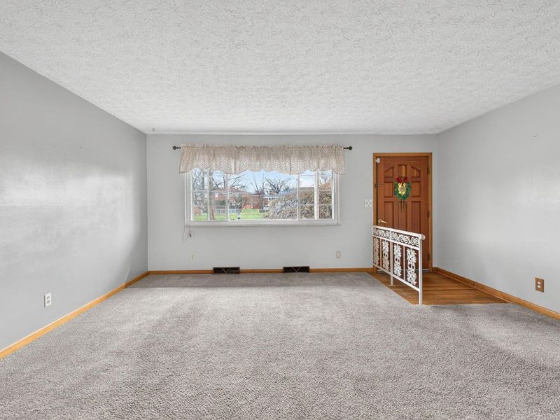 1253 Dutton Place, Columbus, OH 43227 Photo 18