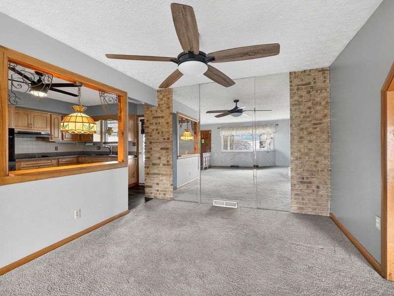 1253 Dutton Place, Columbus, OH 43227 Photo 21