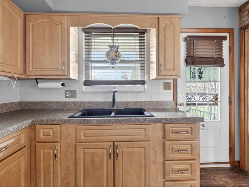 1253 Dutton Place, Columbus, OH 43227 Photo 28