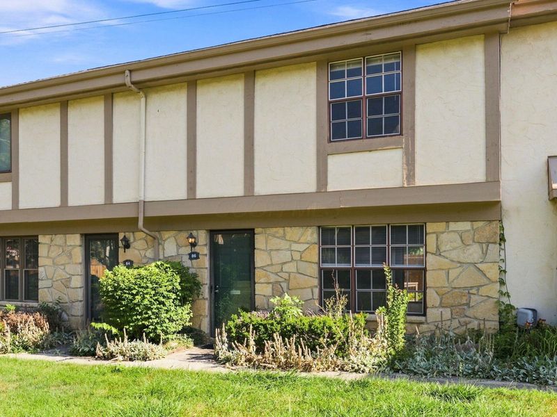 86 Stornoway Drive W, Columbus, OH 43213 Photo 26