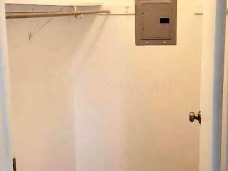 86 Stornoway Drive W, Columbus, OH 43213 Photo 8