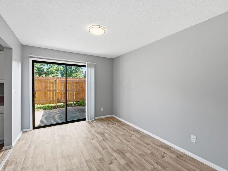 86 Stornoway Drive W, Columbus, OH 43213 Photo 8