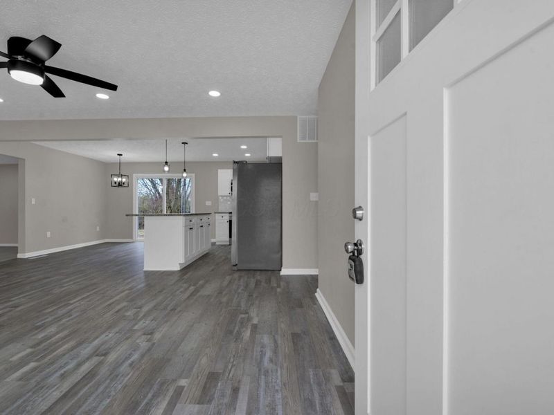 3767 Bradford Drive, Hilliard, OH 43026 Photo 3