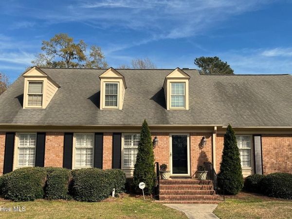 2001 Cambridge Drive, Kinston, NC 28504