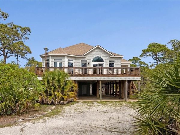 302 Audubon Place, Dauphin Island, AL 36528