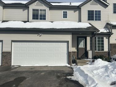 1027 Petra Court SW, Pine Island, MN 55963