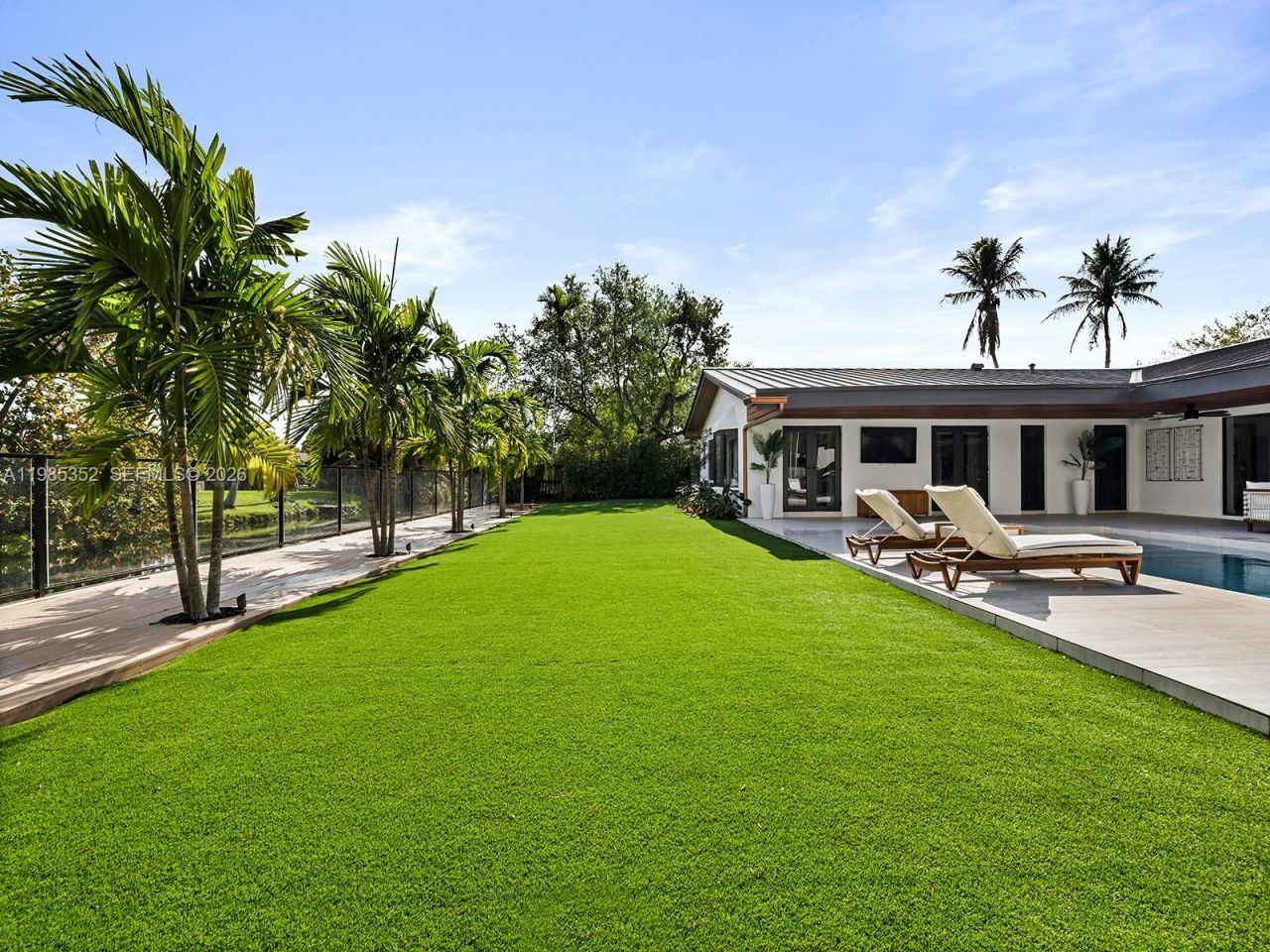 7945 SW 141st Ter, Palmetto Bay, FL 33158 Photo