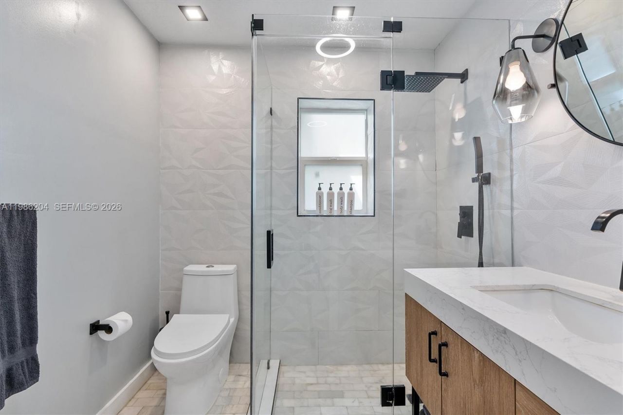 74 NW 117th St , Miami, FL 33168 Photo